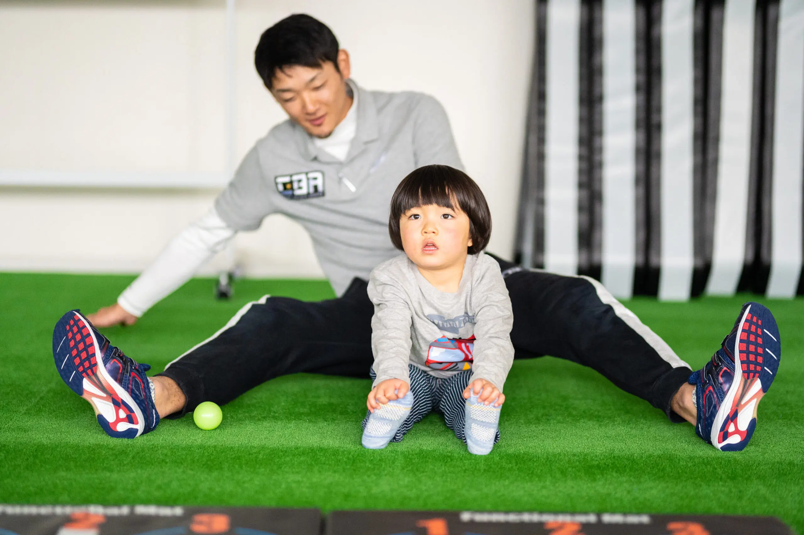 園児 体操体幹トレーニングの様子1